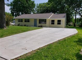 1111 Galaxie Dr, Greenwood, IN 46142