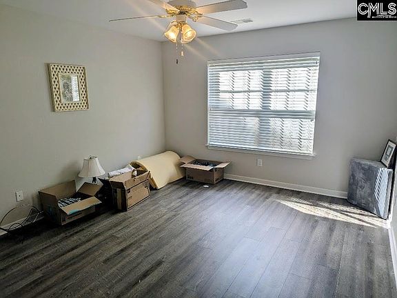 5th image of 208 Merrimac Ct