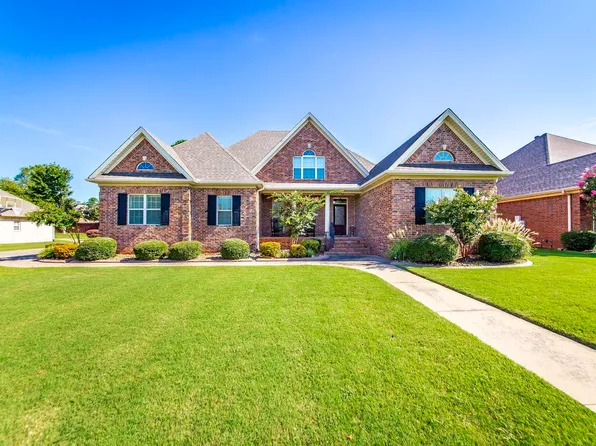 12 Blanchard Dr, Cabot, AR 72023