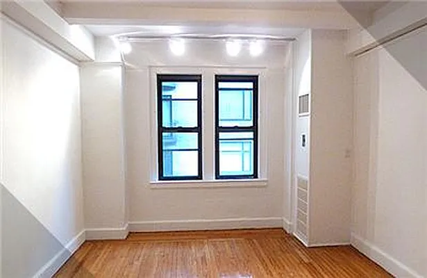 Rented by R New York | media 80