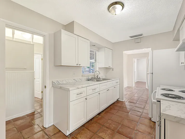 New kitchen