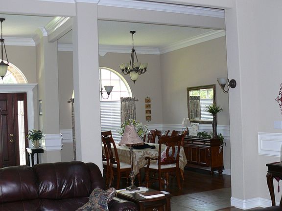 3rd image of 1604 Loblolly Ln