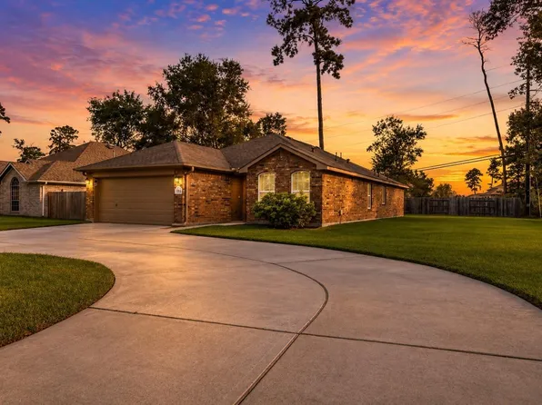 1022 S Diamondhead Blvd, Crosby, TX 77532