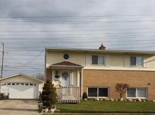 43132 Goldberg Dr, Sterling Heights, MI 48313