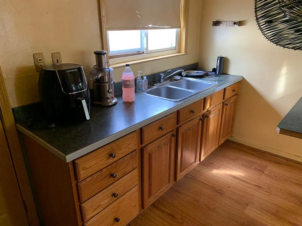 3 bed, 1209 sqft, $1,000 — Photo 4
