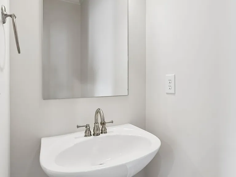 2110 Acklen Ave #101 — Photo 18