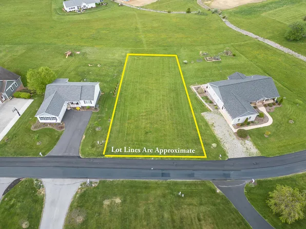 77 Lilly Bell Rd, Lexington, VA 24450