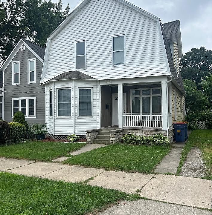 1st image of 1022 Crosby St NW