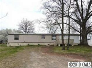 191 Farm Gate Cir, Dallas, NC 28034