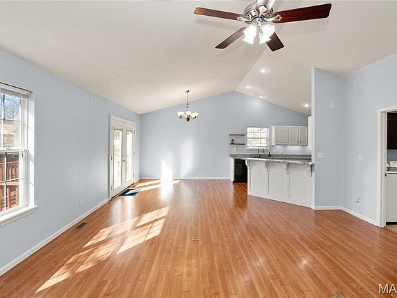 3rd image of 23077 Righteous Ln