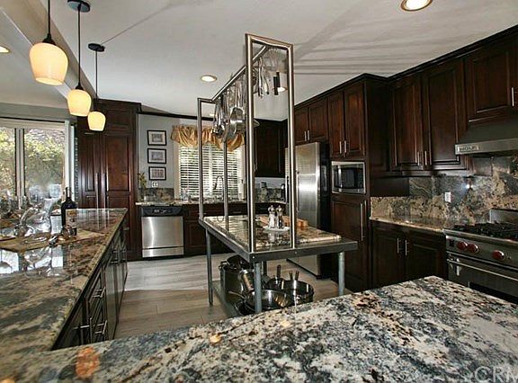 Dream Kitchen with ample counter space and cupboards. A space for everyone and anything