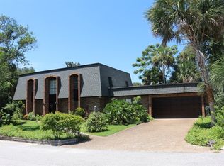 1 Tenny Dr, Daytona Beach, FL 32118