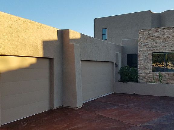 2nd image of 2061 S Little Dipper Dr