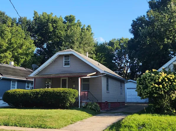 1000 W Hanssler Pl, Peoria, IL 61604
