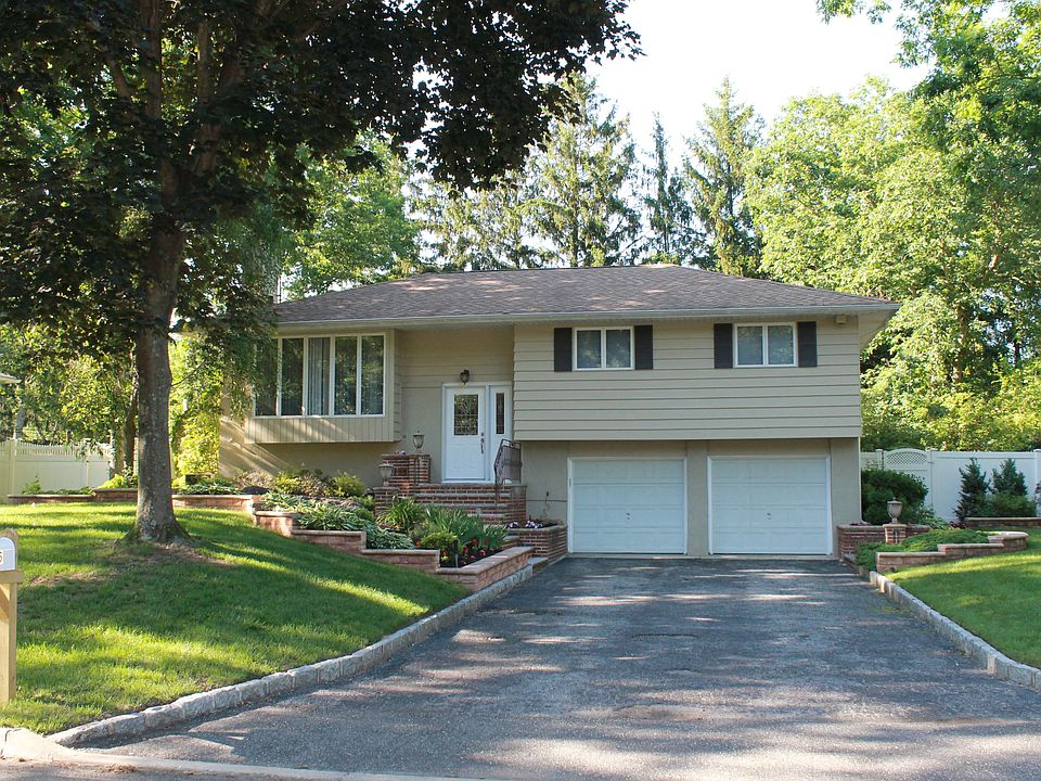 1st image of 25 Glenwood Dr
