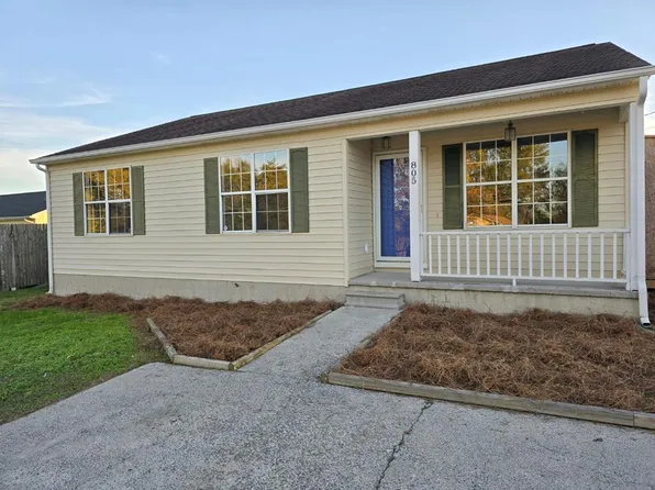 805 Happy St, Dalton, GA 30720
