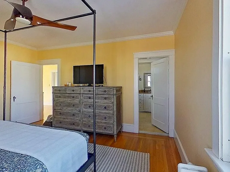 27 Cranston Ave — Photo 30