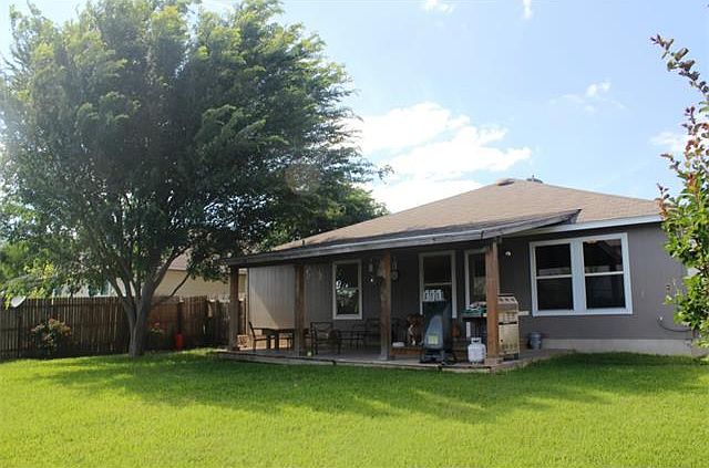 2nd image of 113 Hyltin St