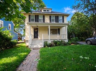 30 Farmcrest Ave, Lexington, MA 02421