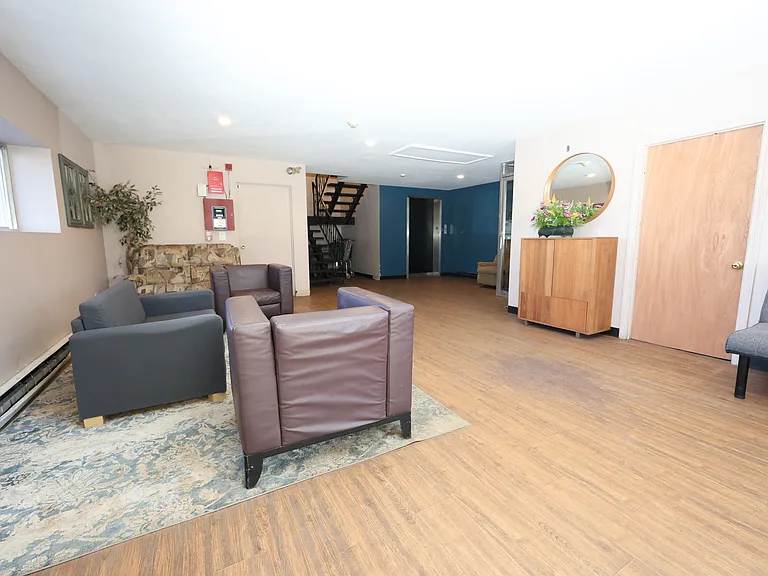 105 Alstead St #12 — Photo 21