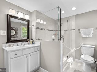 14028 Breeze Hill Ln, Silver Spring, MD 20906