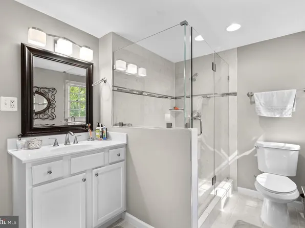 14028 Breeze Hill Ln, Silver Spring, MD 20906