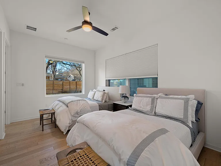 910 Nalide St #B — Photo 18
