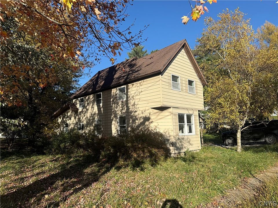 1st image of 290 Barben Ave