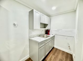 16 Cottage St #B2, Jersey City, NJ 07306