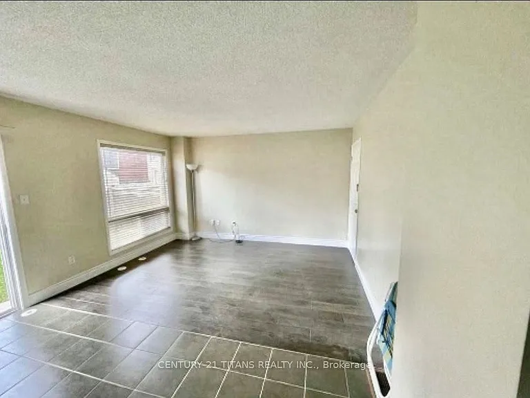 11 Etienne St #LOWER — Photo 7