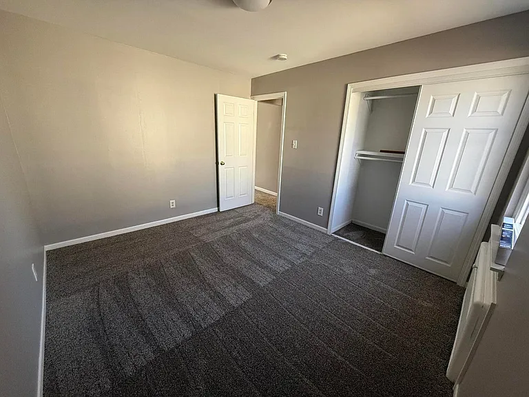633 Bagley Ave — Photo 17