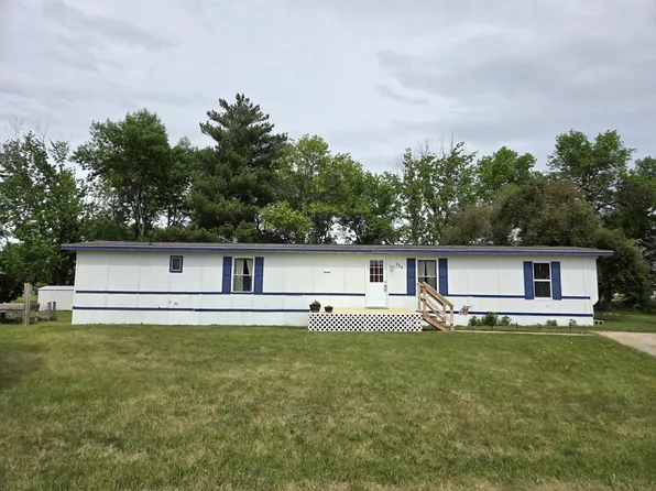 114 Wagon Wheel Cir, Brookings, SD 57006