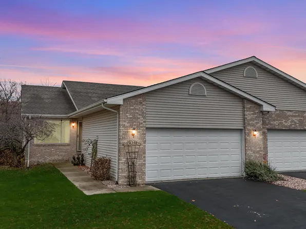 9251 Clark Pl, Crown Point, IN 46307