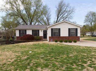1330 Washington St, Florissant, MO 63033