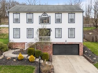 109 Windsor Ct, Cranberry Township, PA 16066