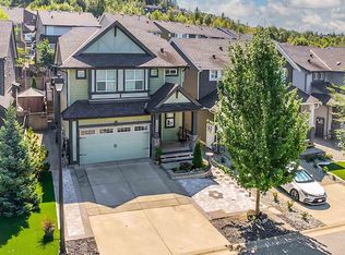 10480 Robertson St, Maple Ridge, BC V2W0A8