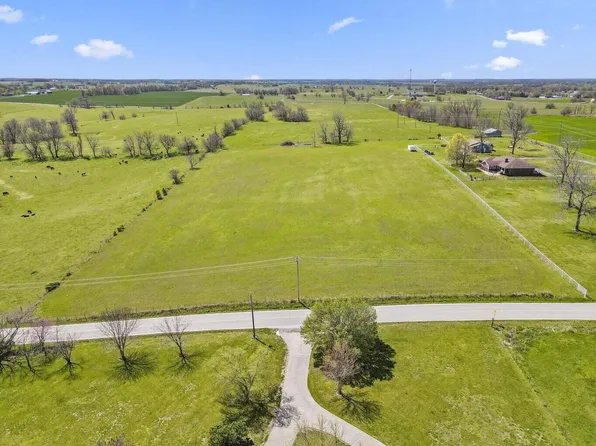 000 W Farm Road 64, Ash Grove, MO 65604