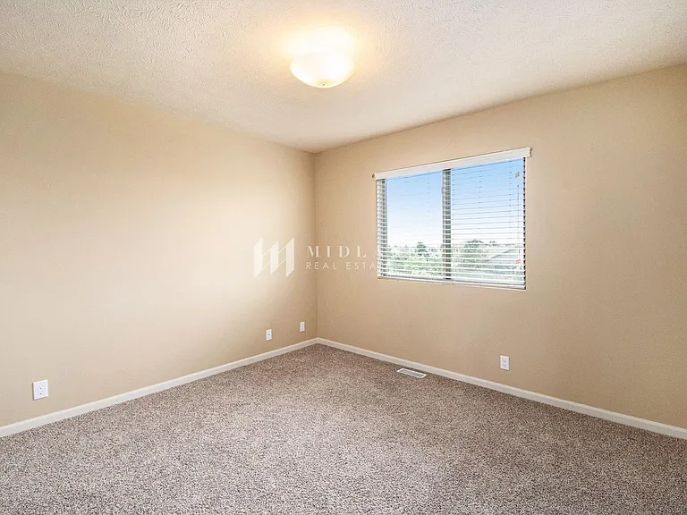 4410 Brook St — Photo 9