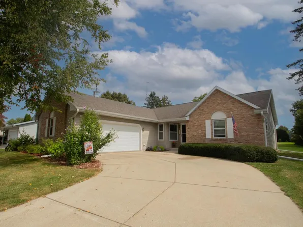 1507 South 10th STREET, Watertown, WI 53094