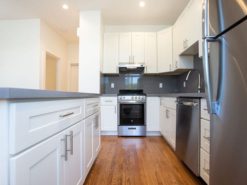 1st image of 11 Dolores St #9