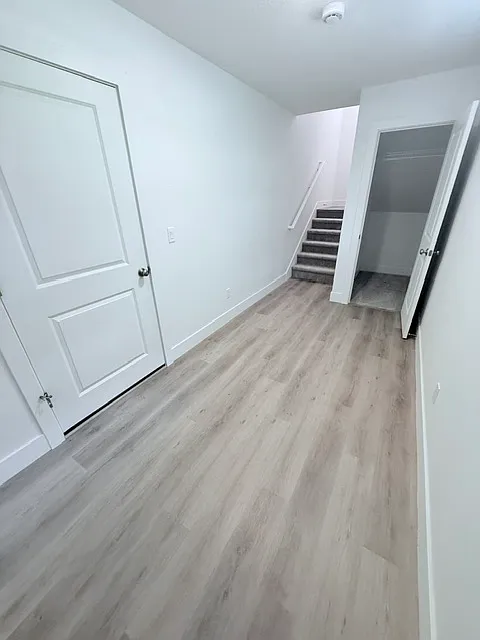 4 bed, 2055 sqft, $2,795 — Photo 4