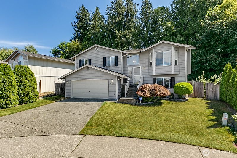 2nd image of 17615 Topper Court