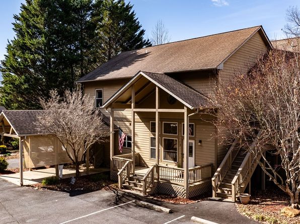 120 White Oak Pt, Whittier, NC 28789