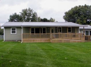 608 Center St, Chesaning, MI 48616