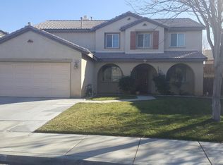 13849 Goldfinch Ct, Victorville, CA 92394
