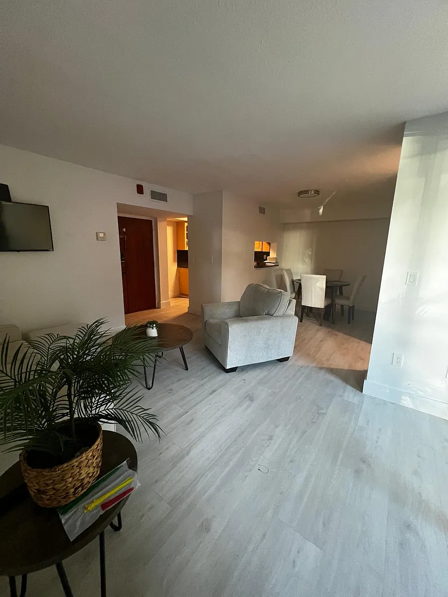 Building Photo - 11750 SW 18th St #125-1