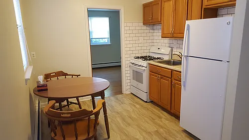 205 Robbins St #2 Photo 1