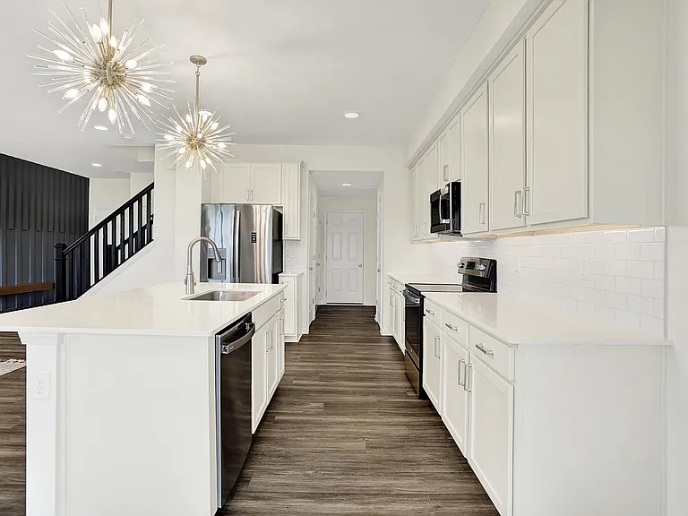 10713 Mangrove Dr — Photo 12