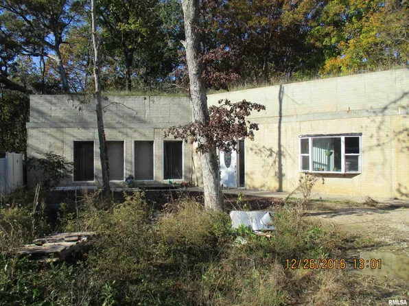 86 Big Foot Ct, Sparland, IL 61565