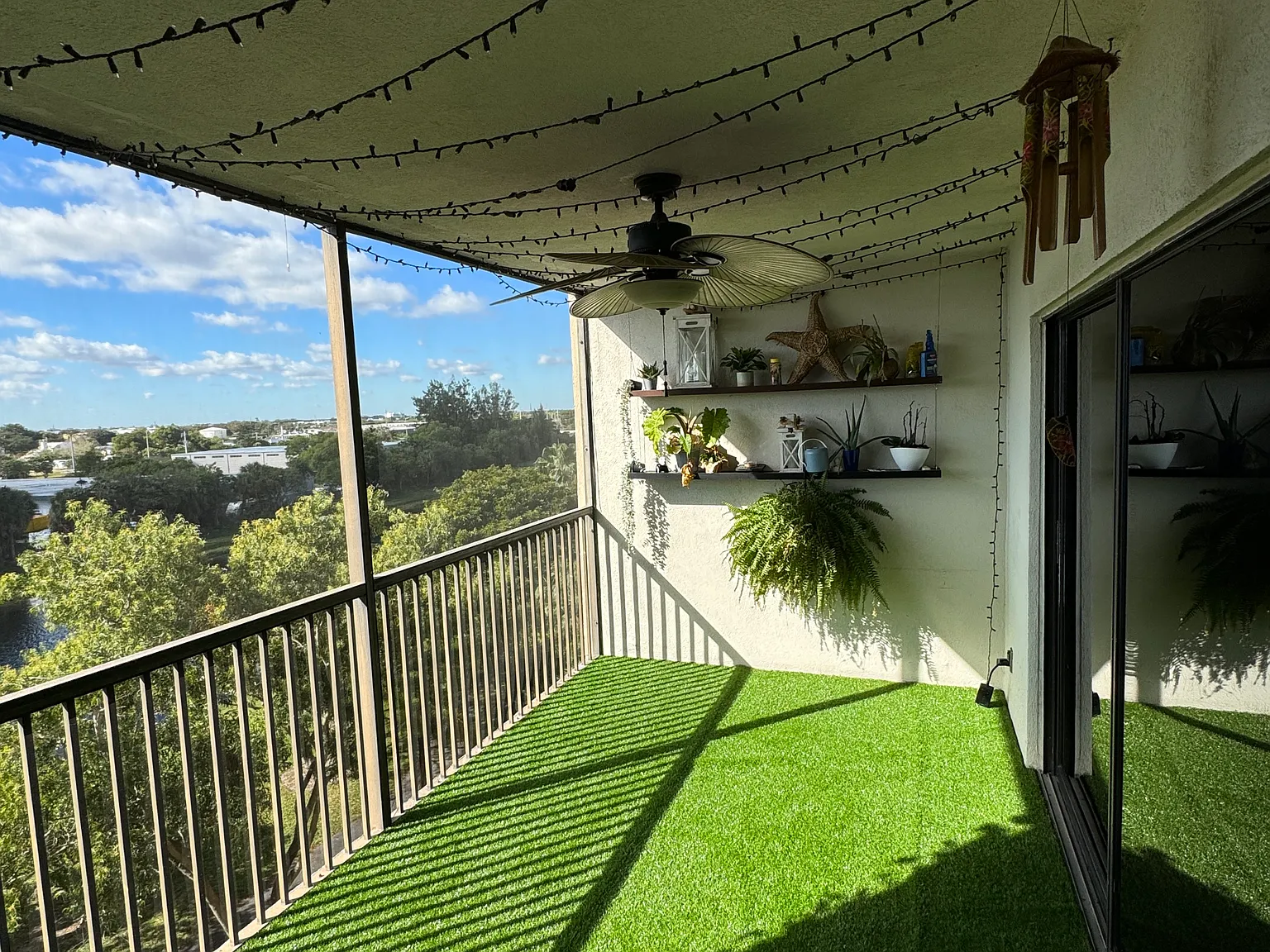 2202 S Cypress Bend Dr — Photo 3